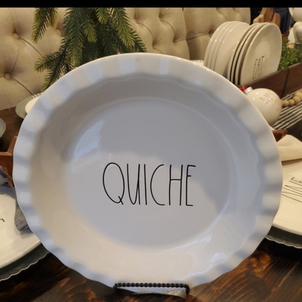 Rae Dunn pie dish